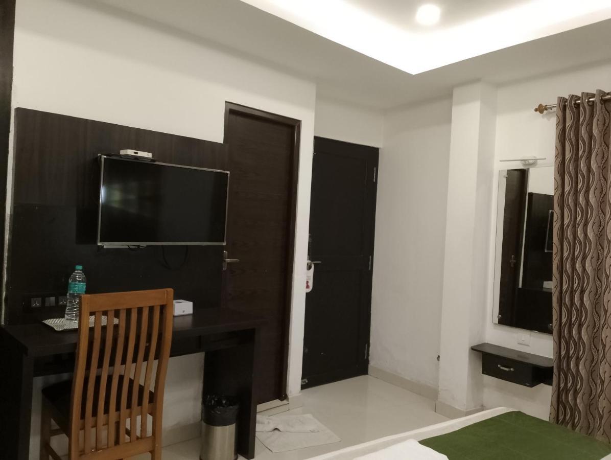 Hotel Greenlife Kochi Eksteriør billede