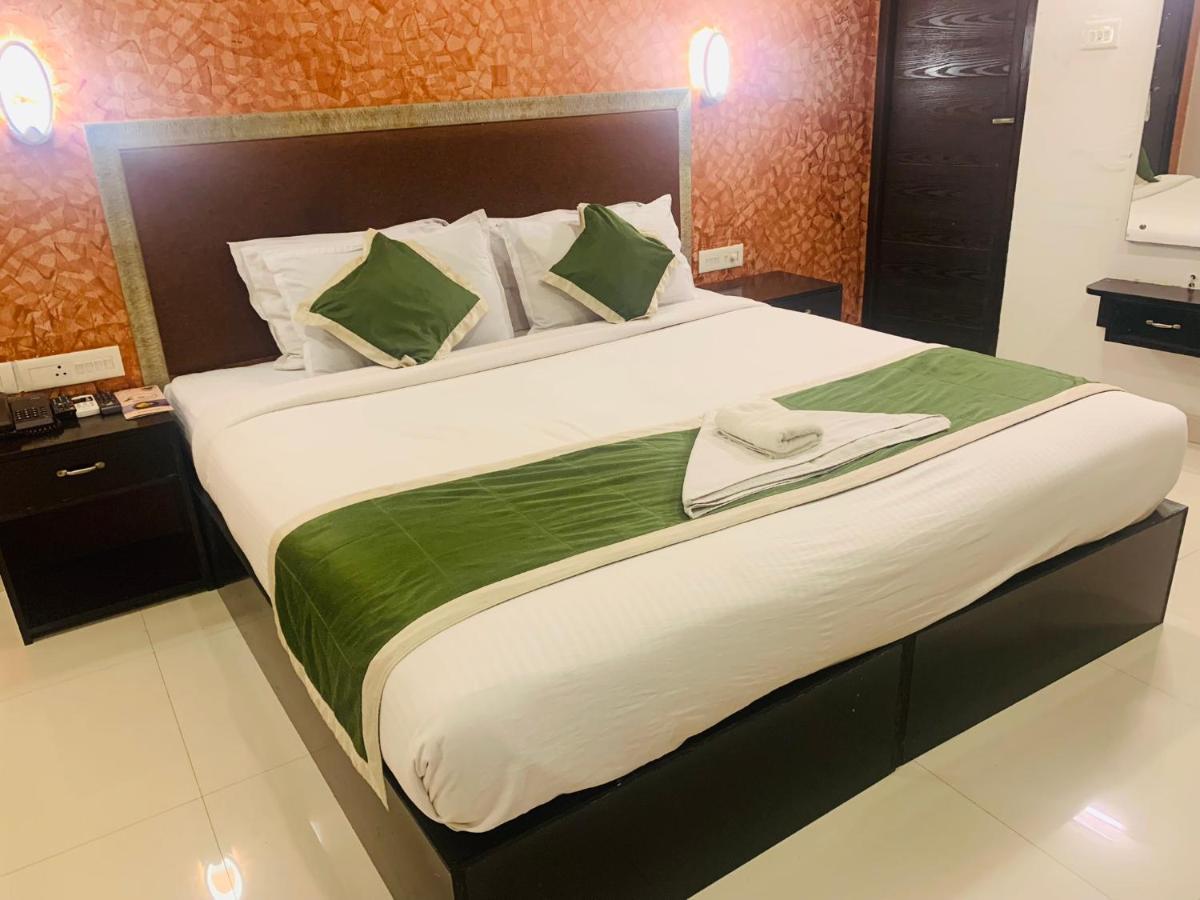 Hotel Greenlife Kochi Eksteriør billede