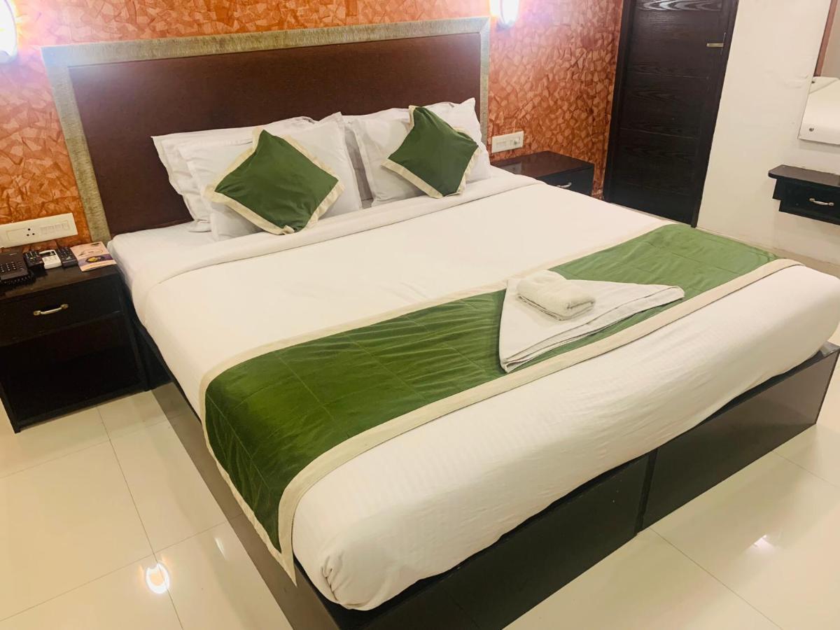 Hotel Greenlife Kochi Eksteriør billede