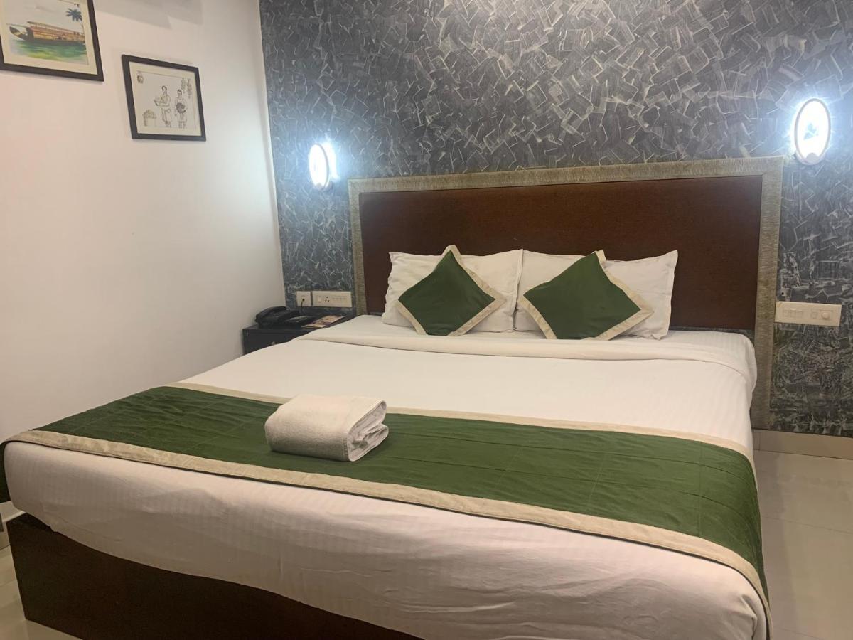 Hotel Greenlife Kochi Eksteriør billede