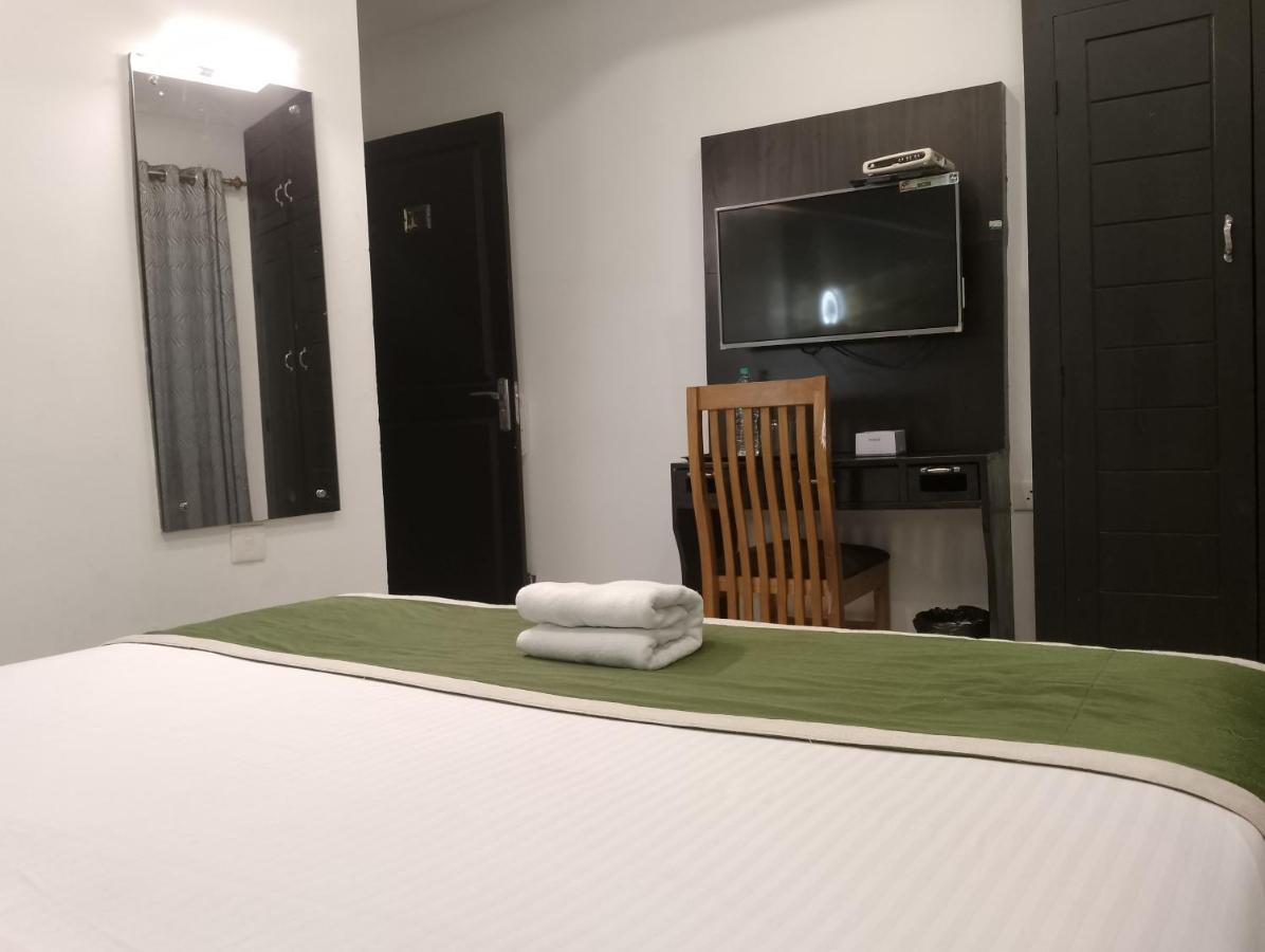 Hotel Greenlife Kochi Eksteriør billede