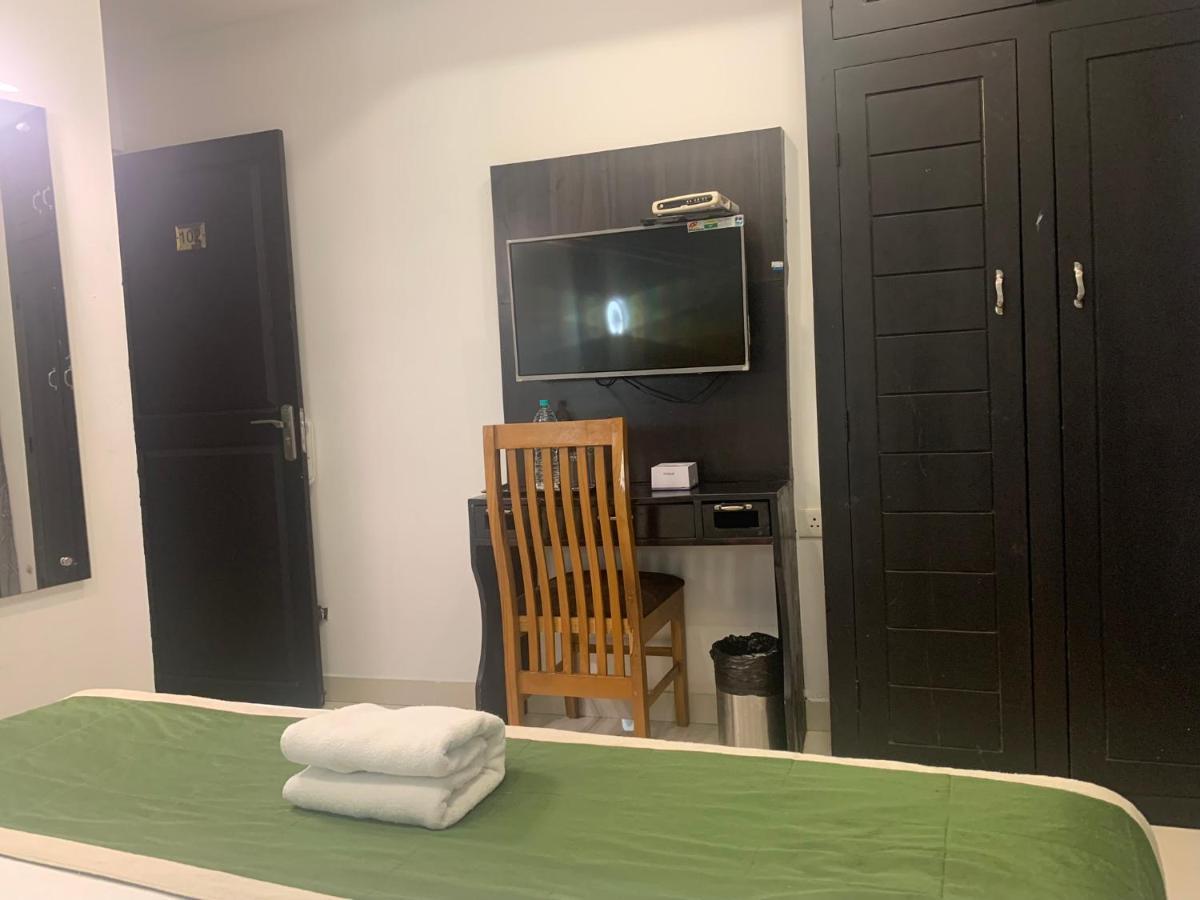 Hotel Greenlife Kochi Eksteriør billede